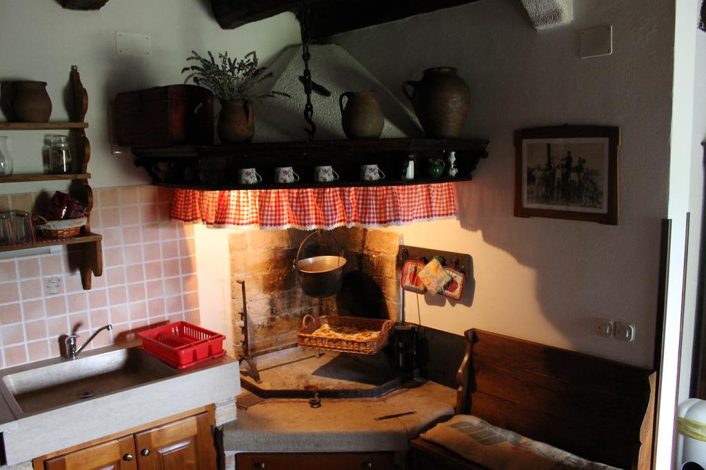 Apartments Mestri Grožnjan Pokój zdjęcie
