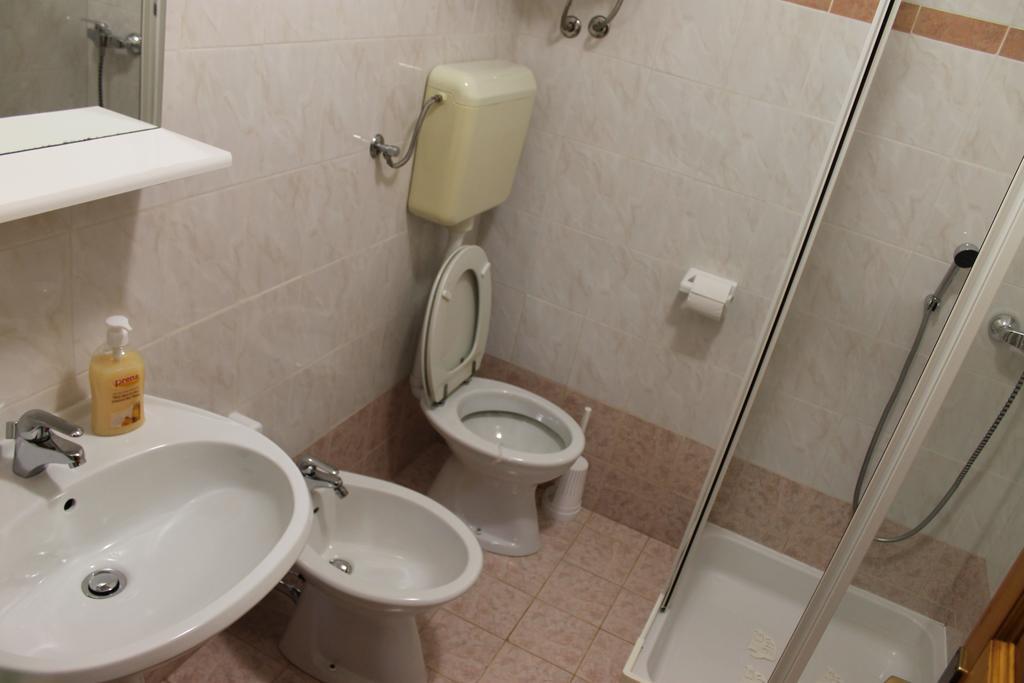 Apartments Mestri Grožnjan Pokój zdjęcie